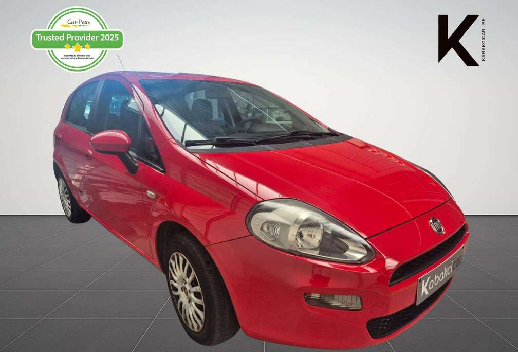 Fiat 1.4i Boîte Automatique / Climatisation / Capteurs de Recul / USB - MP3 / Garantie 12 Mois