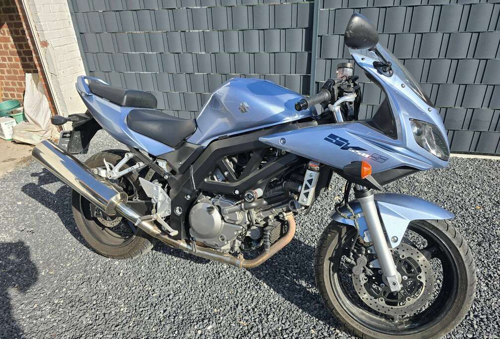 Suzuki modèle sport