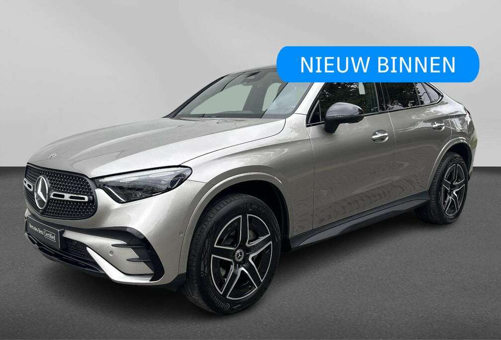 Mercedes-Benz Coupé de 4MATIC AMG Line