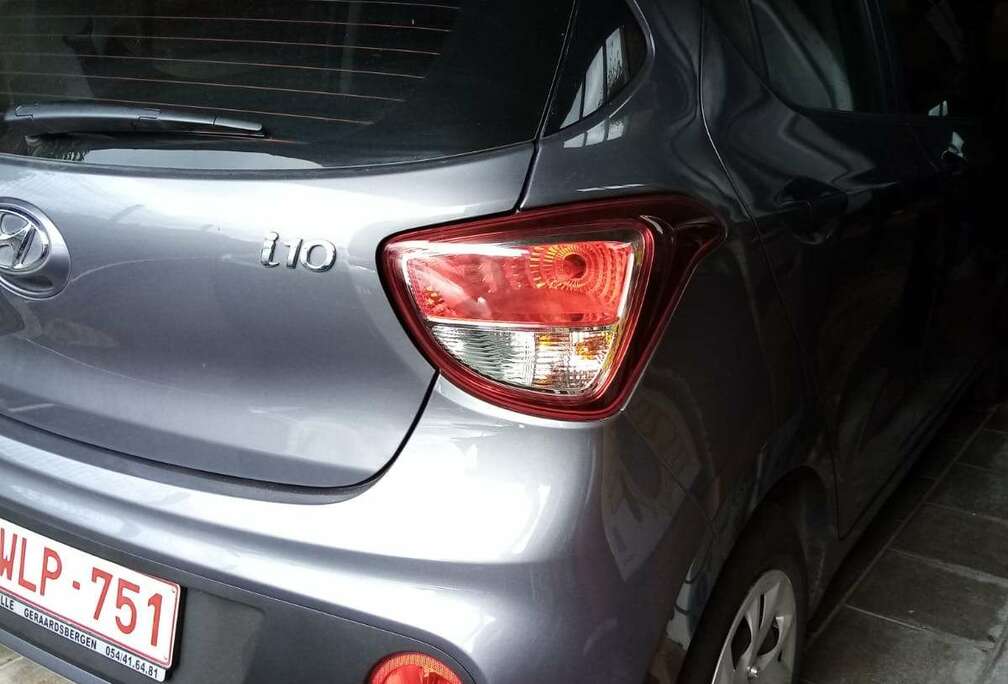 Hyundai i10 1.0 66 BVM5 Edition