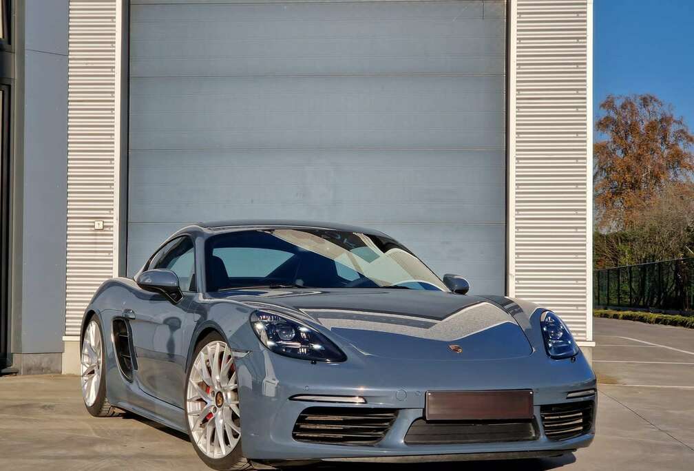 Porsche 718 Cayman S PDK