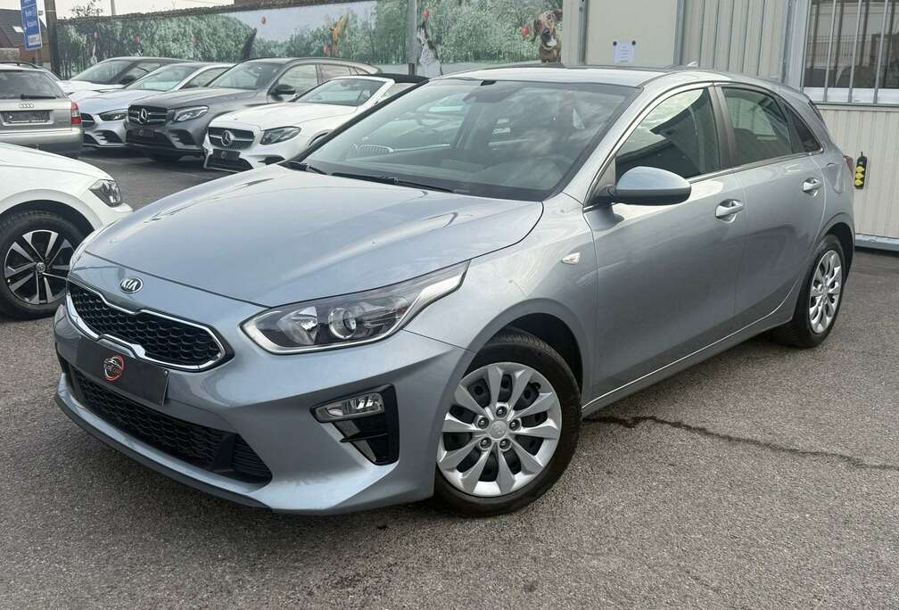 Kia 1.0 T-GDi / CARPLAY / CAMERA / 1ST HAND / EURO 6d