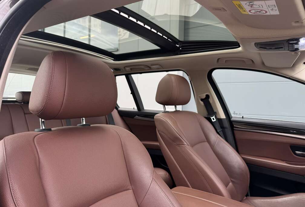 BMW BMW 530D Touring 2015 - 133.000 KM - Head-Up- Pano