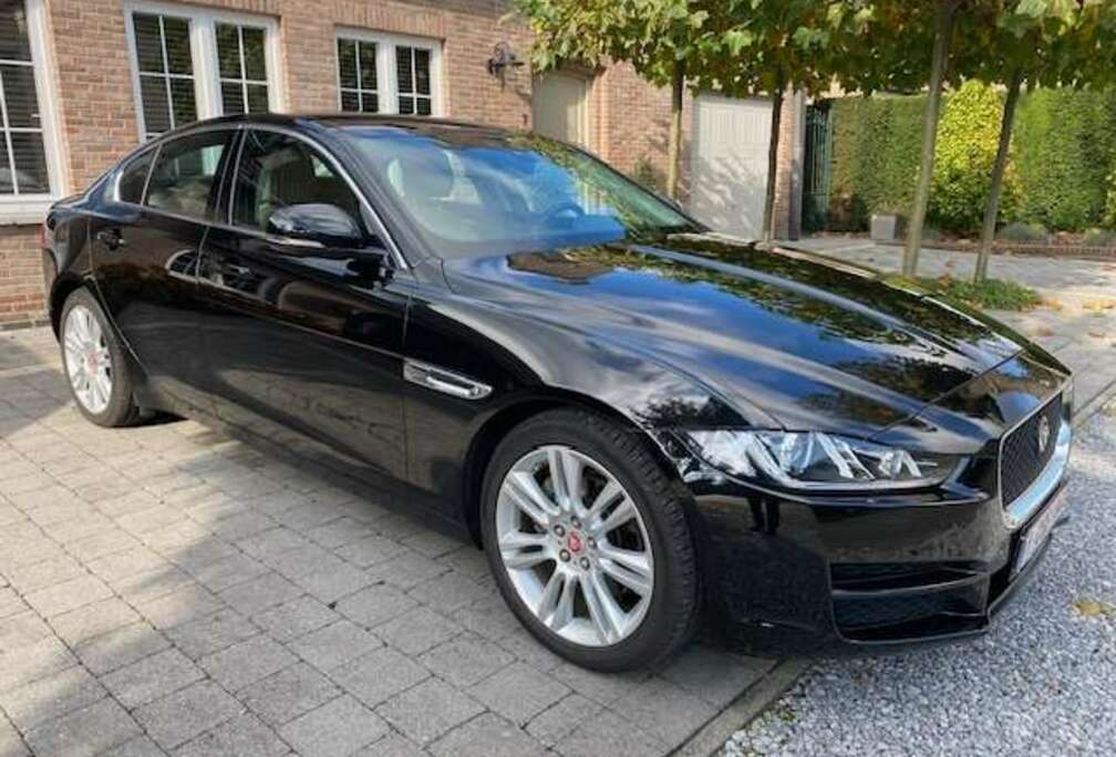 Jaguar XE 20d Automaat Portfolio