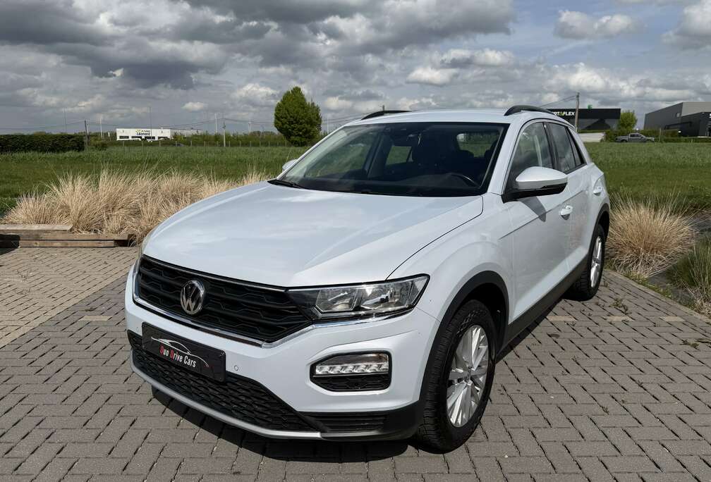 Volkswagen T-Roc 1.0 TSI - Carplay - Capteurs de stationnement - Cruise adaptatif - 1 an de garantie
