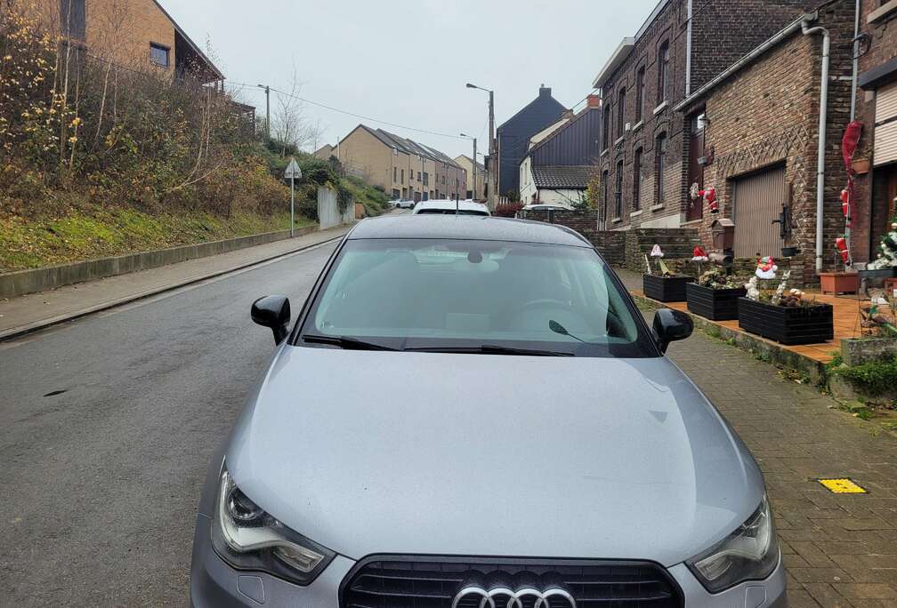 Audi A1 Sportback 1.6 TDi Ambition S line