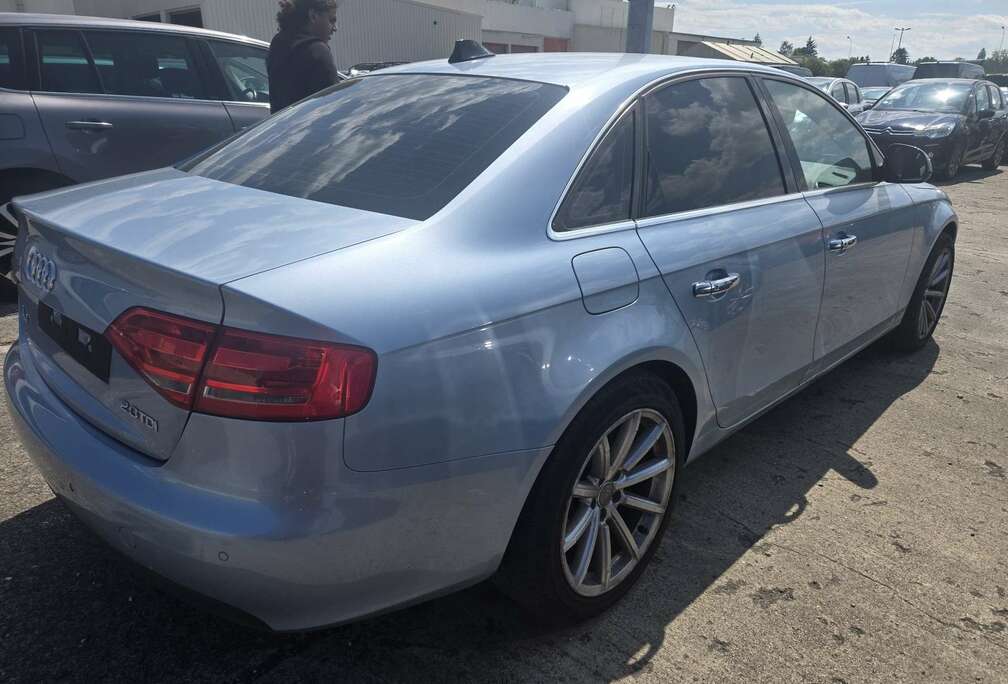 Audi Avant 2.0 TDi  0032499 24 44 70