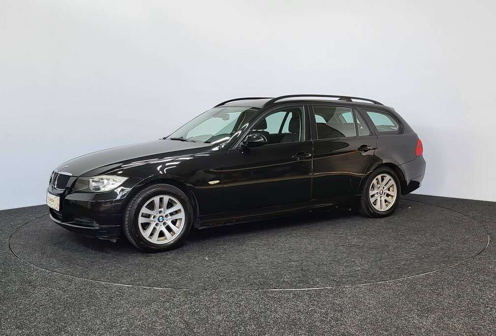 BMW Diesel  Touring  2007  190.161 km  Navi Prof.  Airco  Radio  Trekhaak