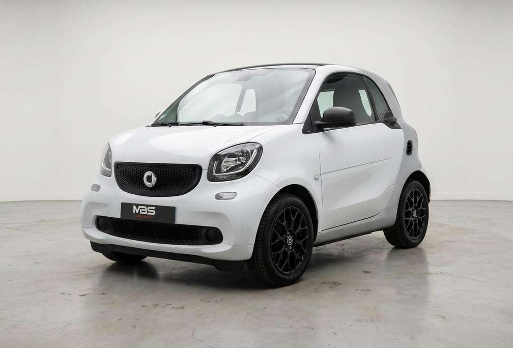 Smart * coupé 1.0i* BOITE AUTO* NAVI* CLIM* CRUISE* CUIR*  GARANTIE 12 MOIS*