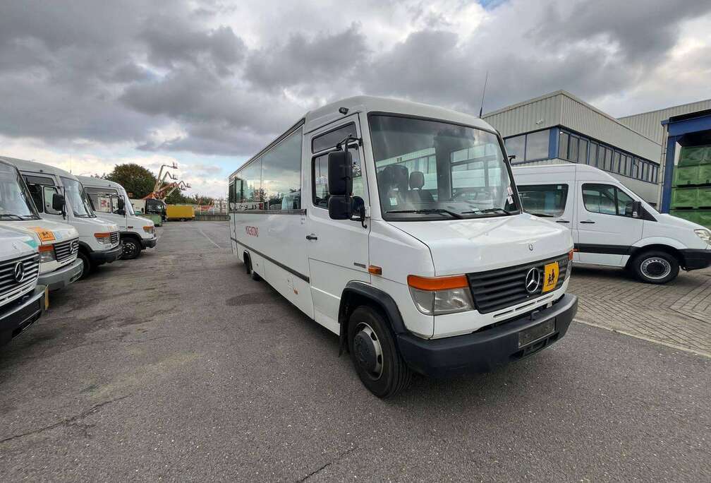 Mercedes-Benz 0813 (Stock ID 44620)