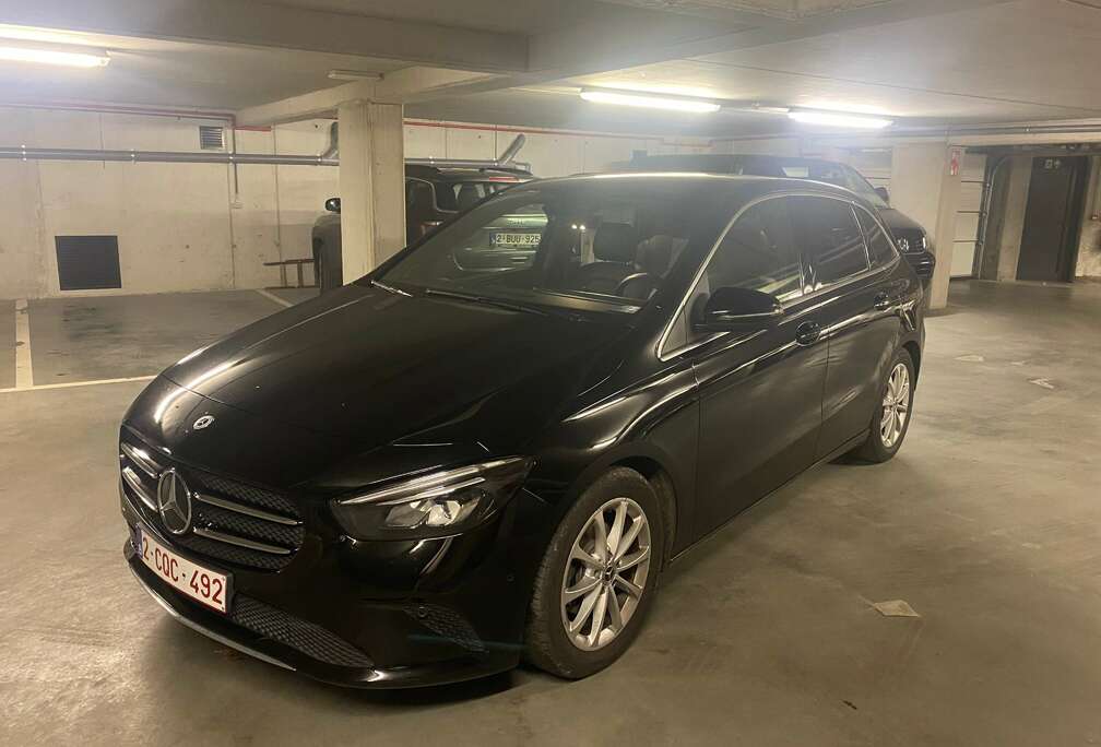 Mercedes-Benz B 180 Business Solution Essential