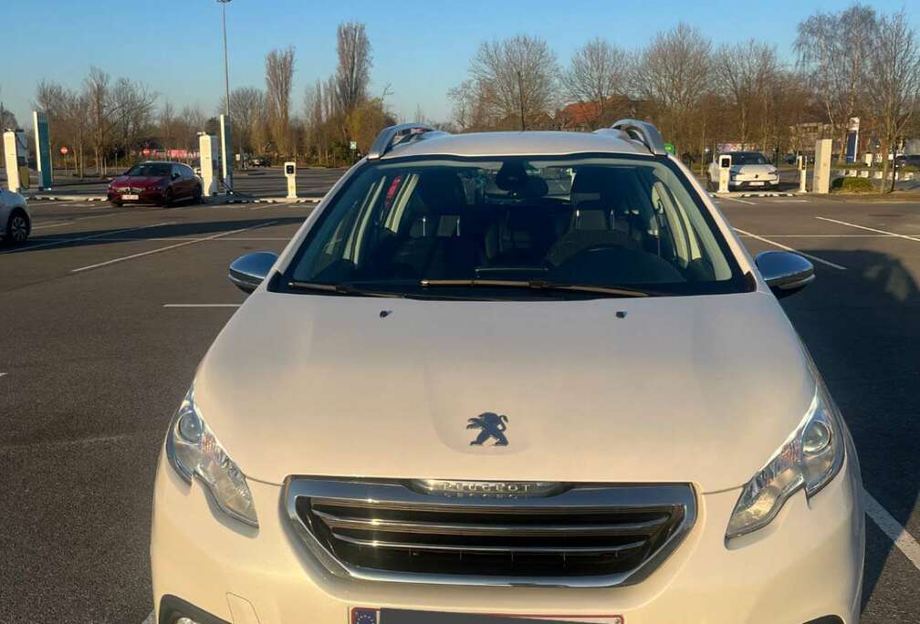 Peugeot 1.2 PureTech  2016  104.000 km  Benzine