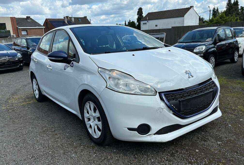 Peugeot 1.4 HDi 68cv 5P - Série Like