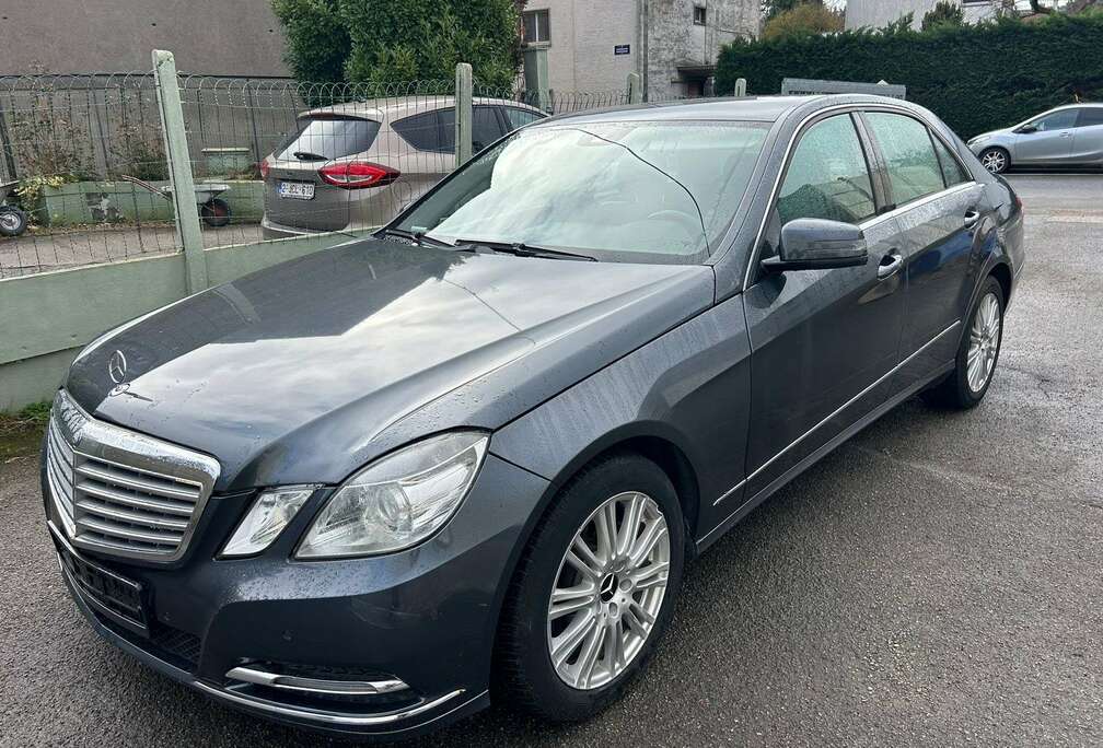Mercedes-Benz E 220 CDI Avantgarde