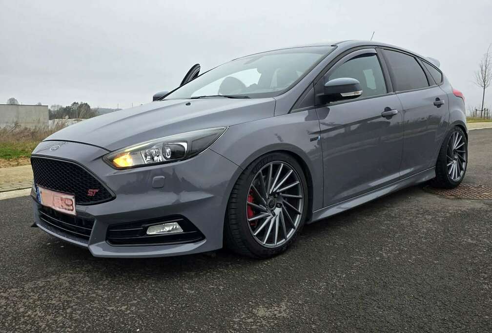 Ford Focus ST3 2.0 EcoBoost