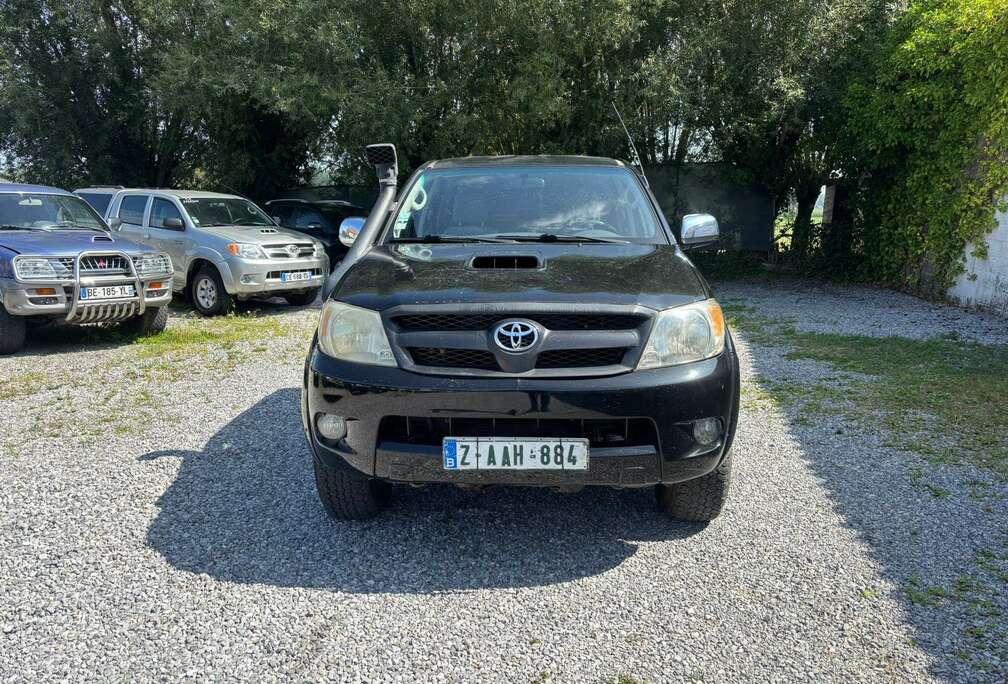 Toyota 2.5 D-4D 4WD SR