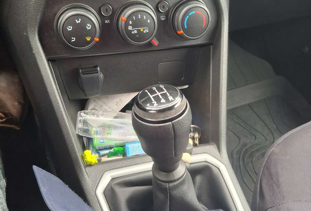 Dacia Sandero 1.0i SCe Expression