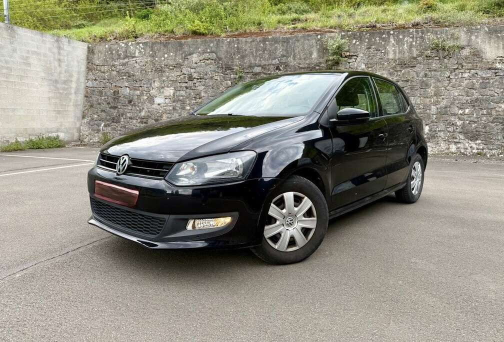 Volkswagen Polo 1.2i Highline / 1ER PROPRIÉTAIRE / Carnet Complet / Airco