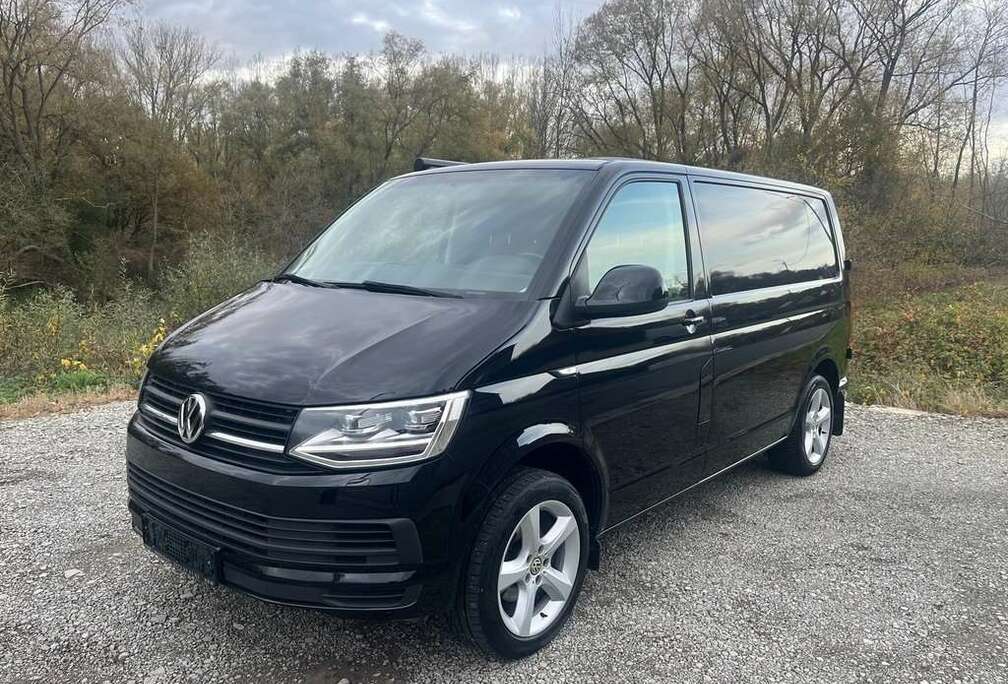 Volkswagen 2.0TSI BENZINE 2017 150PK 86.929 KM BLACK EDITION