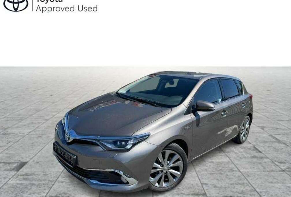 Toyota 1.8 CVT HSD TC Lounge