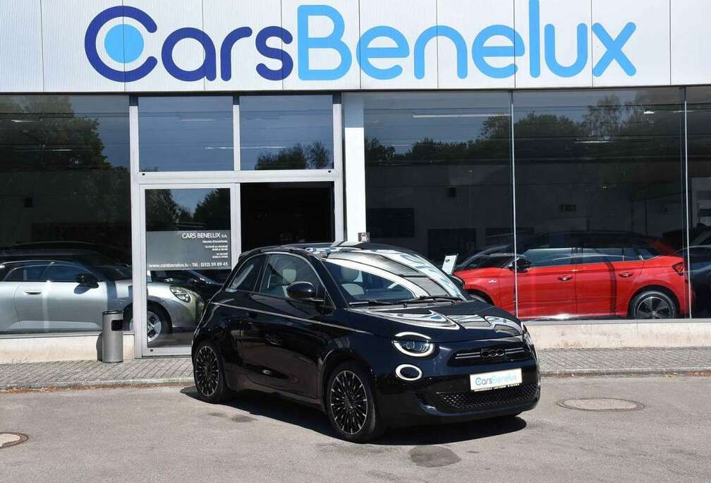 Fiat 42 kWh La Prima ACC CO DRIVER PANO CAM 1° MAIN