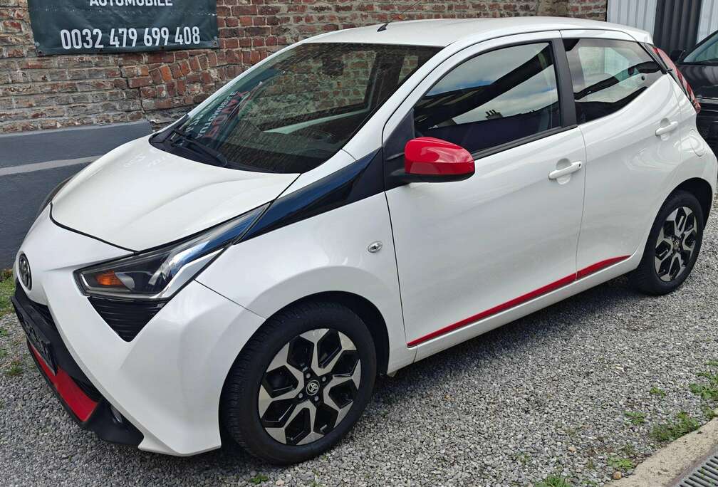 Toyota Aygo 1.0i VVT-i x-play