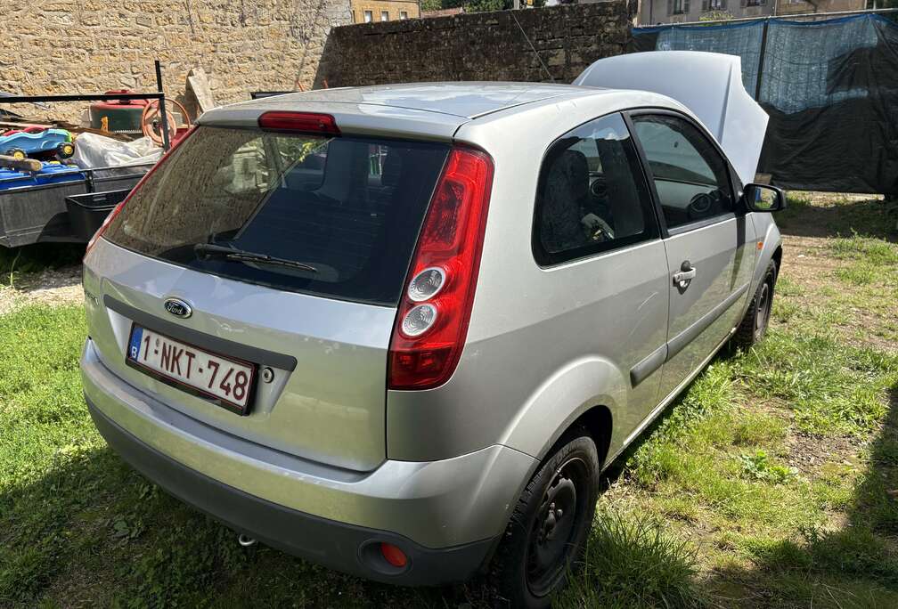 Ford 1.3i Flair