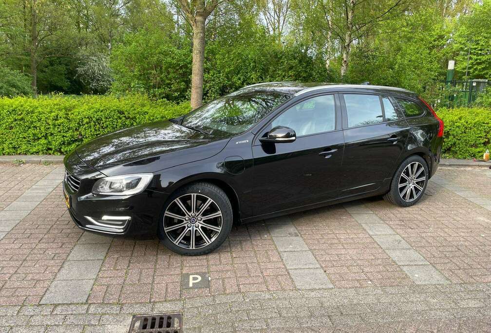 Volvo V60 2.4 D6 Momentum Geartronic