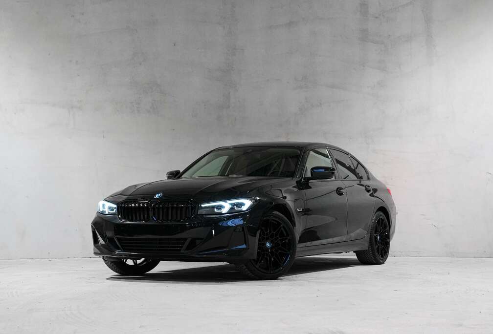 BMW e 19\' PACK M  CARPLAY  GRAND ECRAN  TVA