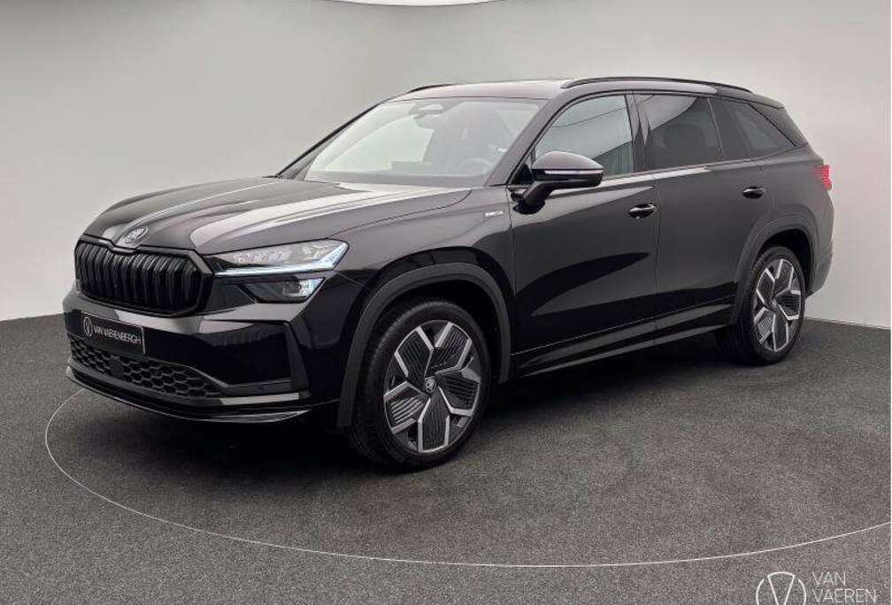 Skoda SPORTLINE/ 7 SEAT / TOWING HOOK/ 20inch/ PANO/ ACC