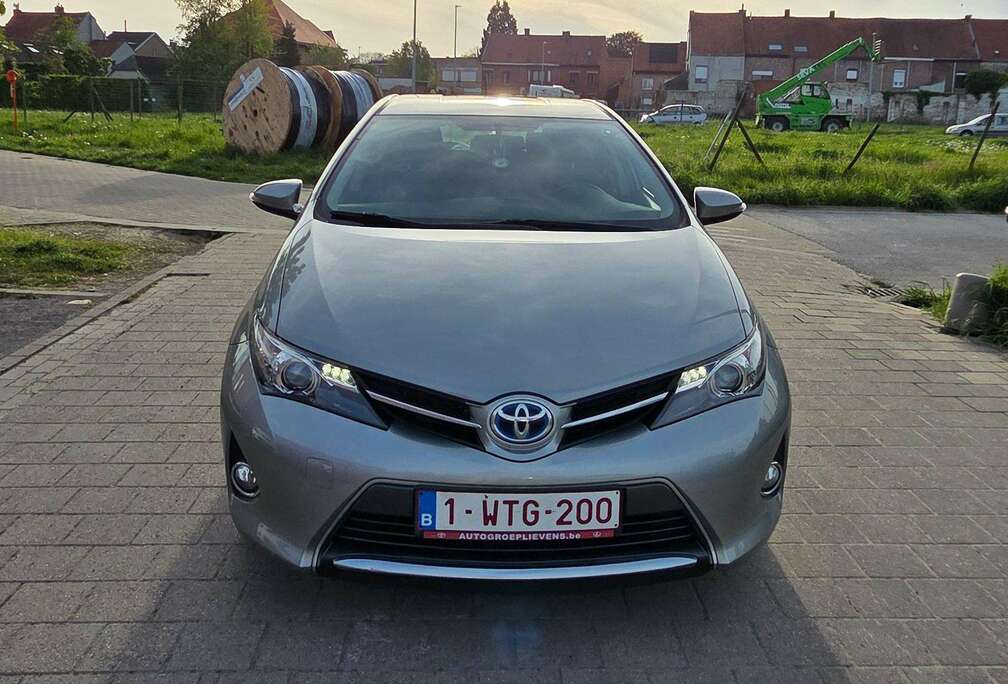 Toyota Auris HEV 1.8i HSD Comfort CVT
