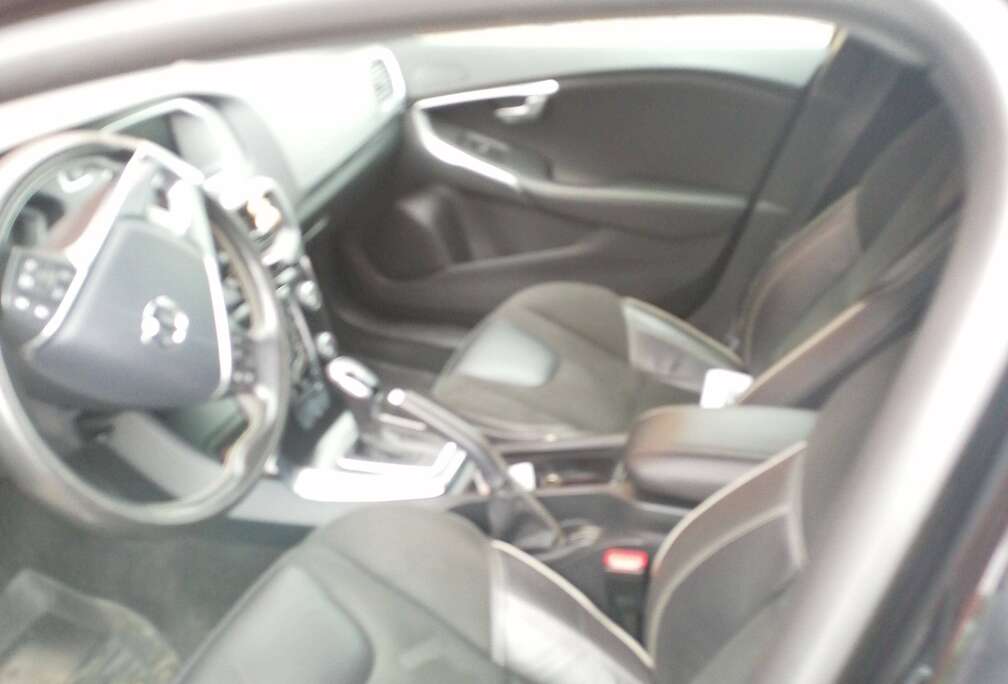 Volvo V40 1.5 T2 Edition Geartronic GPF(EU6d-TEMP)
