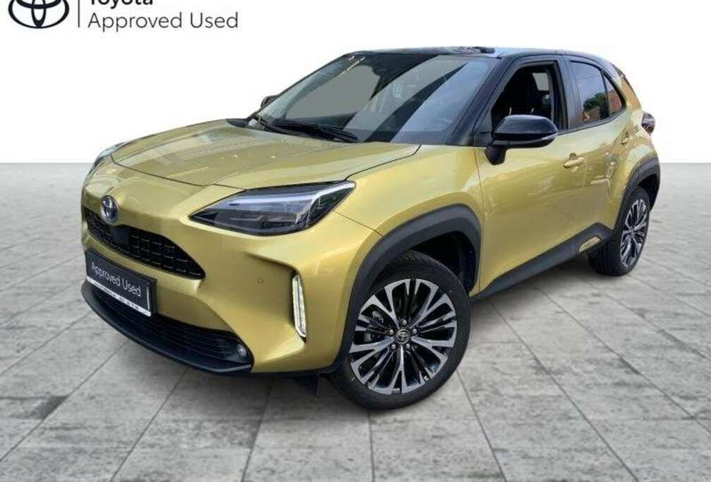 Toyota Elegant Bi-Tone
