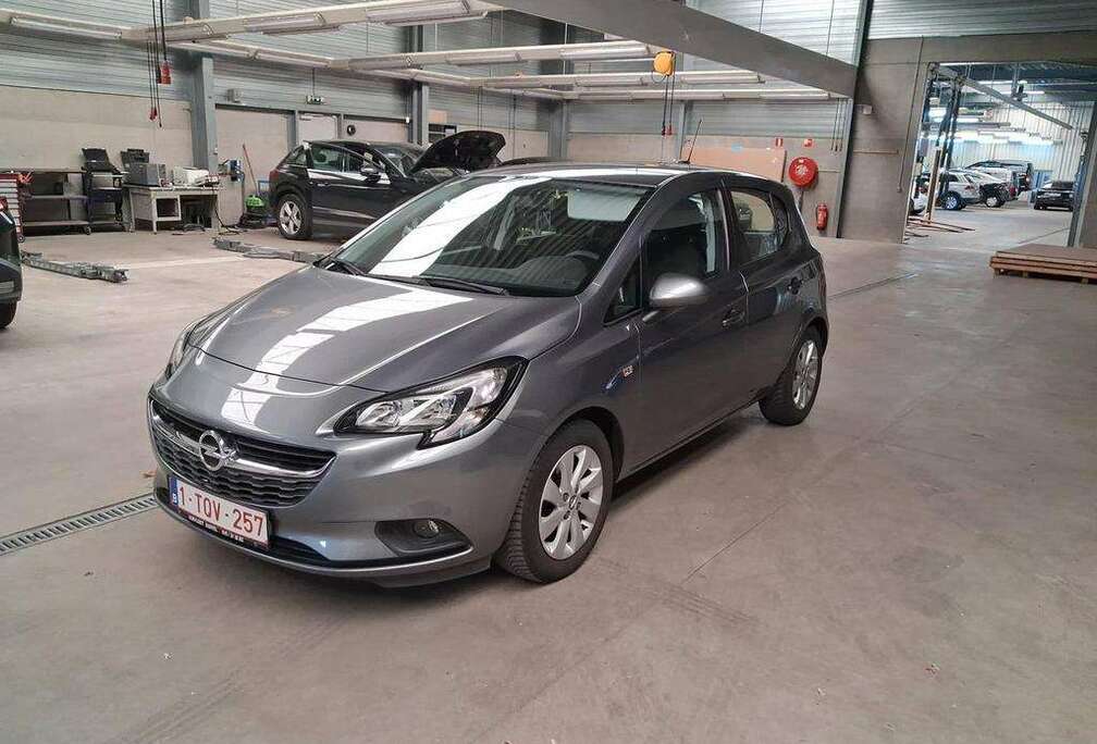 Opel Corsa 1.4i Cosmo