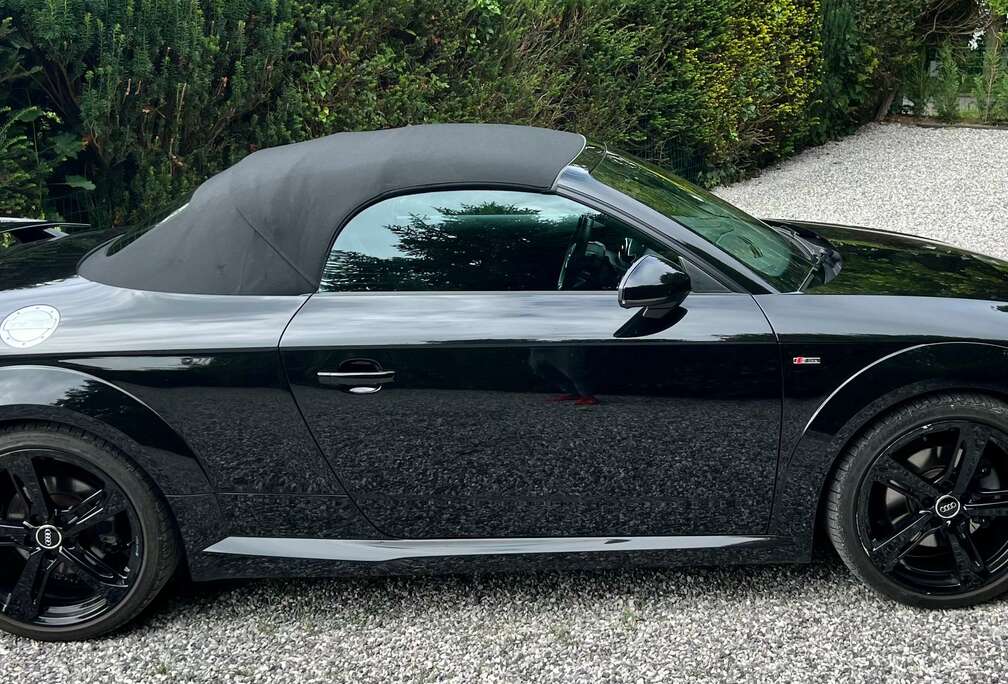 Audi TT Roadster 2.0 TFSI Quattro S tronic