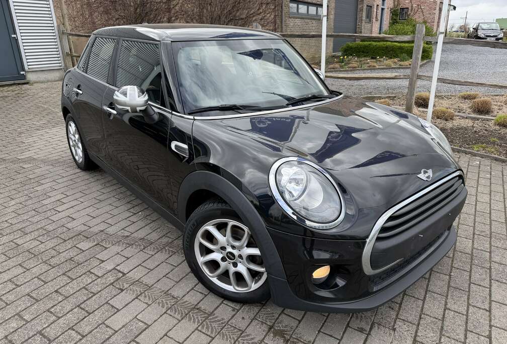 MINI 1.5 *JOHN COOPER WORKS*