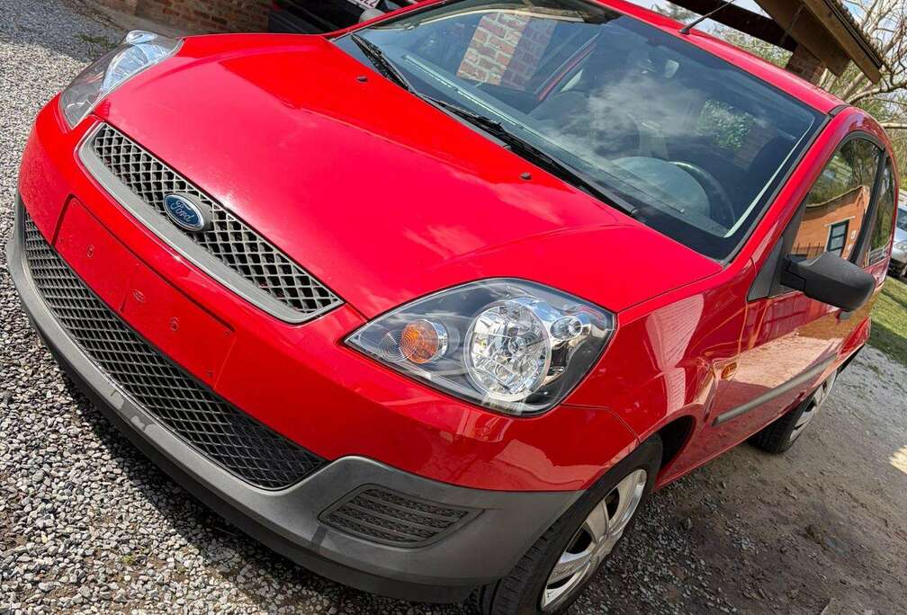 Ford Fiesta 1.3i Colorline