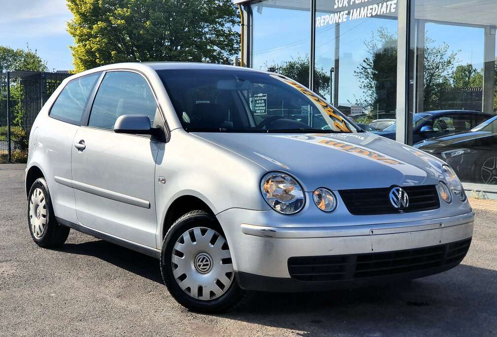 Volkswagen 1.4 ESSENCE 75CV / BOITE AUTO / 3 PORTES / SIEGES CHAUFFANTS