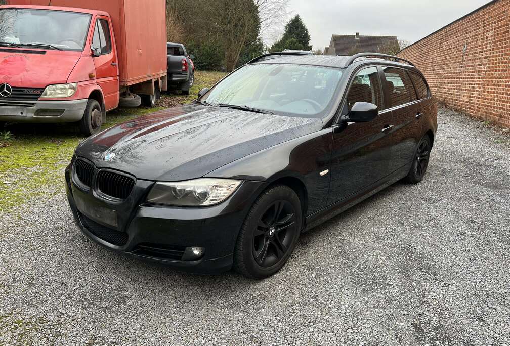 BMW Touring 318d 143 ch Luxe