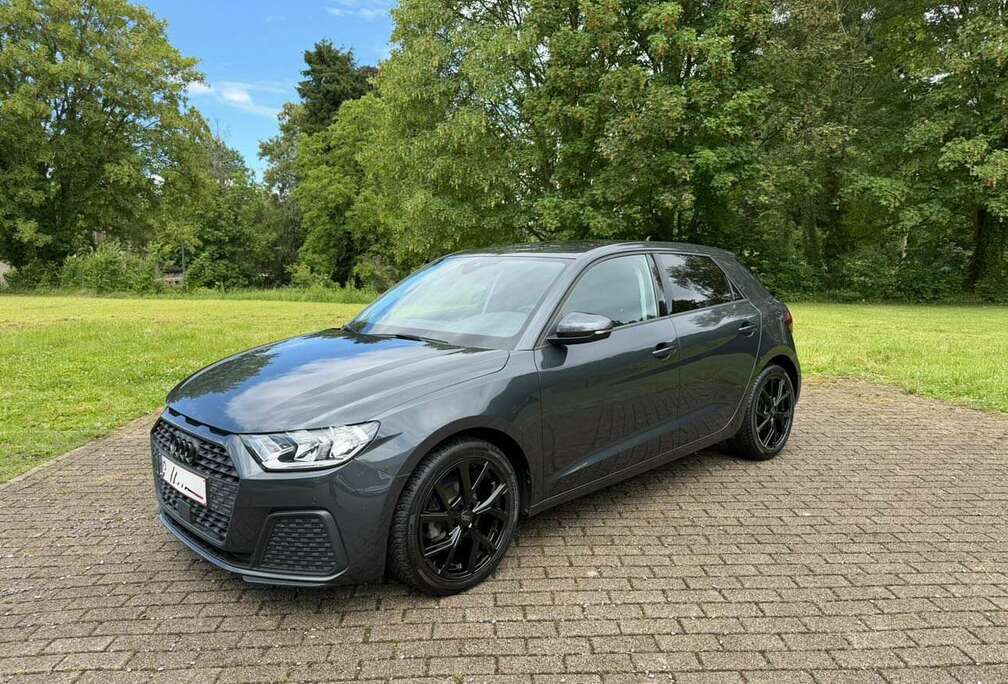 Audi Sportback 25 TFSI 95 ch S tronic 7 Business line