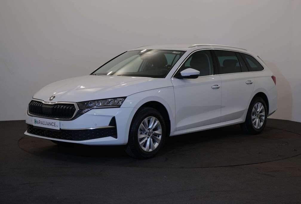 Skoda Selection 1.5 eTSI DSG|LED|Carplay|ACC|Camera|APS AV+AR