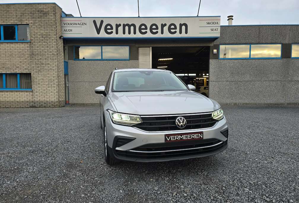 Volkswagen Camera / Carplay / Navi / LED / Zetel, stuur verw