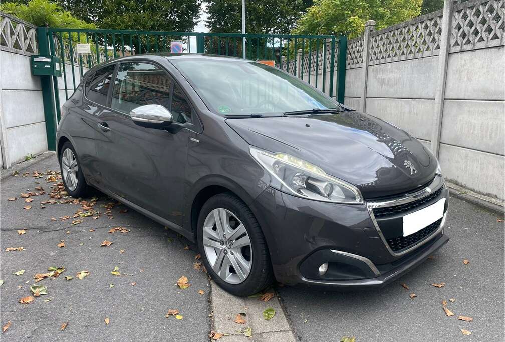 Peugeot 1.6 BlueHDi 100ch BVM5 Allure