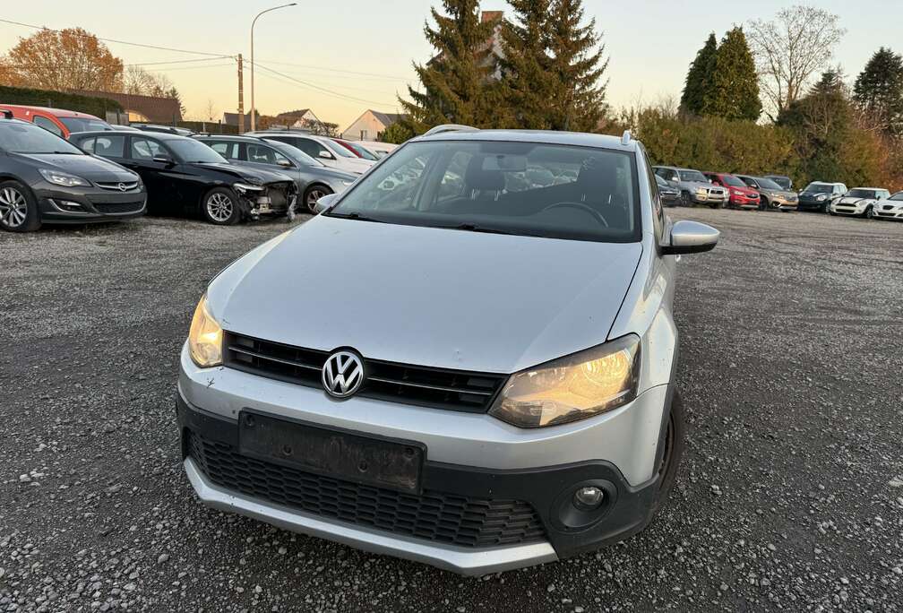 Volkswagen Crosspolo 1.6 CR TDi