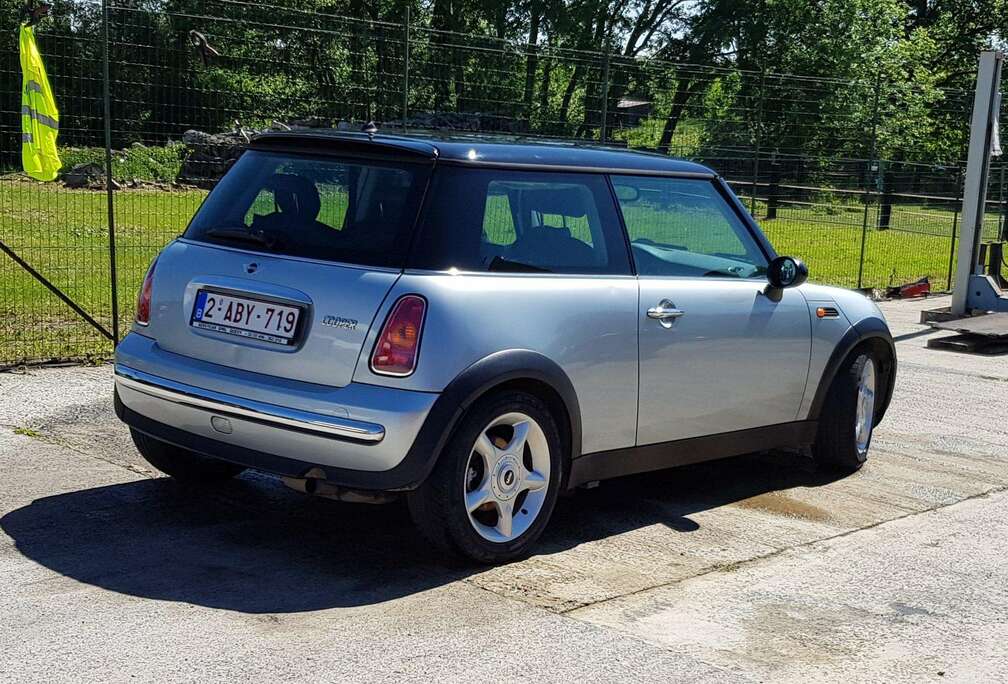 MINI Mini 1.6 cooper