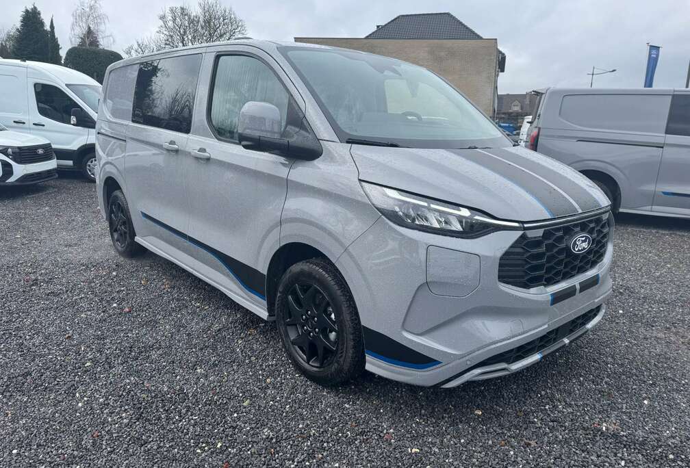Ford Transit Custom Multi-Use Sport 320S PHEV 2.5i CVT
