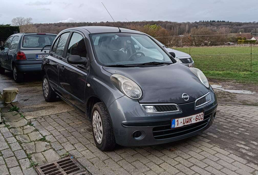 Nissan 1.2i Acenta
