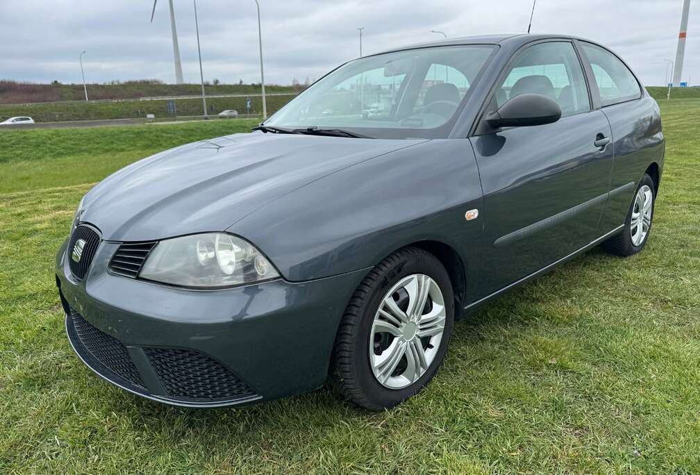 SEAT Ibiza 1.4i 16v Reference