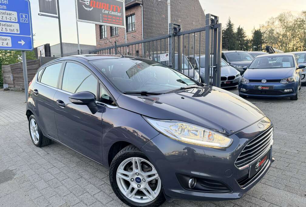 Ford Titanium 1.0i 92000 km 1ste eigenaar garantie