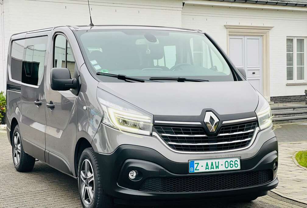 Renault 2.0 dCi * Dubbel Cabine * NAVI * 6 PLAATSEN